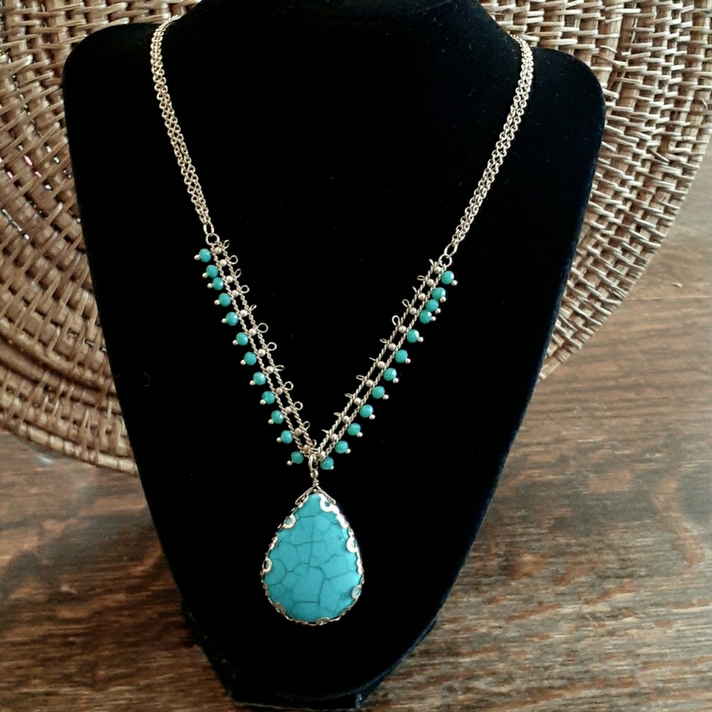 Lg Genuine Turquoise stone Necklace